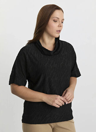 Selen Degaje Yaka Baskılı Siyah Kadın Bluz 25KSL8216