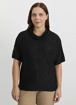 Selen Degaje Yaka Baskılı Siyah Kadın Bluz 25KSL8216