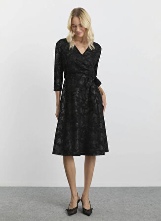 Selen Kruvaze Yaka Simli Siyah Standart Kadın Elbise 25KSL7705