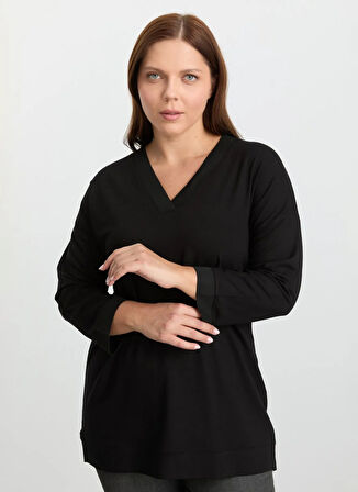 Selen V Yaka Düz Siyah Kadın Bluz 25KSL8214