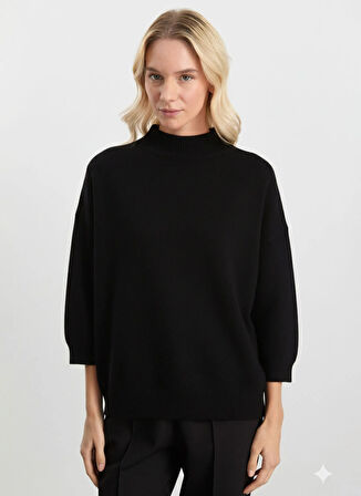 Selen Dik Yaka Düz Siyah Kadın Bluz 25KSL8215