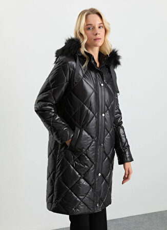 Selen Siyah Kadın Mont 25KSL6161