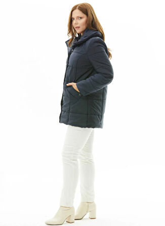 Selen Lacivert Kadın Mont 25KSL6170