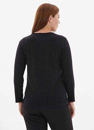 Selen V Yaka Taşlı Siyah Kadın Bluz 25KSL8247