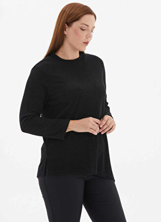 Selen Yuvarlak Yaka Düz Siyah Kadın Bluz 25KSL8257