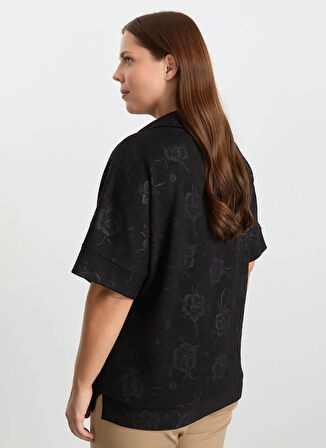 Selen Degaje Yaka Çiçek Desenli Siyah Kadın Bluz 25KSL8273