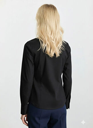 Selen Dik Yaka Düz Siyah Kadın Bluz 25KSL8281