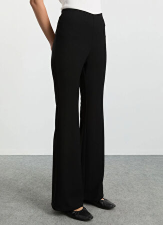 Selen Normal Bel Standart Siyah Kadın Pantolon 25KSL5499