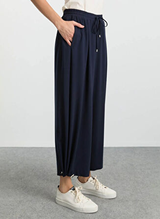 Selen Normal Bel Standart Lacivert Kadın Pantolon 25KSL5506