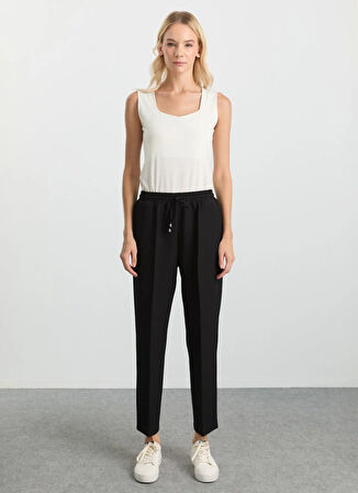 Selen Normal Bel Standart Siyah Kadın Pantolon 25KSL5504