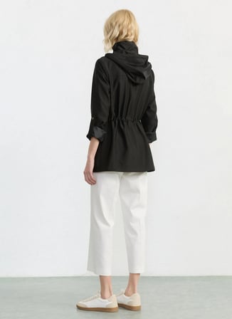 Selen Siyah Kadın Trençkot 26YSL9575