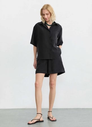 Selen Siyah Kadın Şort 26YSL5600