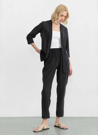 Selen Siyah Kadın Standart Fit Pantolon 26YSL5603