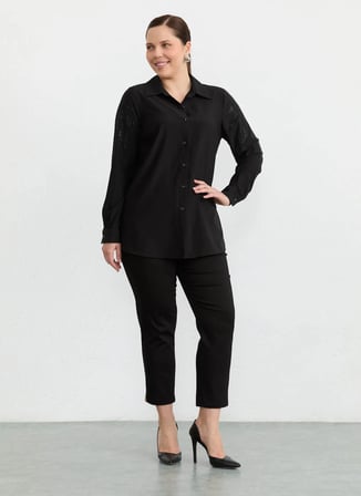 Selen Siyah Kadın Taşlı Normal Fit Bluz 26YSL8439