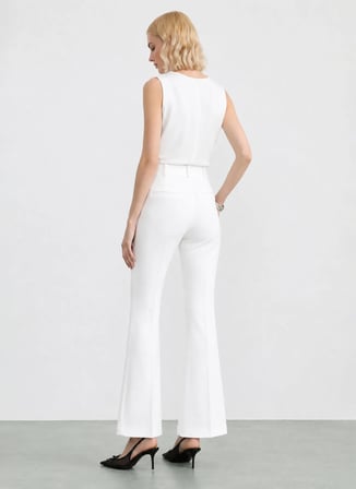 Selen Beyaz Kadın İspanyol Paça Pantolon 26YSL5623