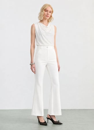 Selen Beyaz Kadın İspanyol Paça Pantolon 26YSL5623