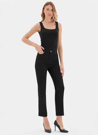Selen Siyah Kadın Boru Paça Pantolon 26YSL5626