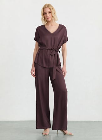 Selen Kahverengi Kadın V Yaka Bluz 26YSL8438