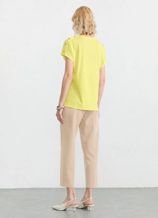 Selen Sarı Kadın V Yaka Bluz 26YSL8473
