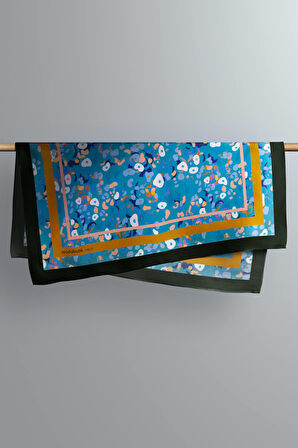 B112 Kadın Mavi Game Desenli 50x50 Bandana