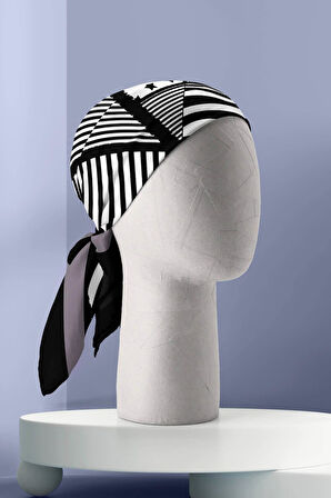 Kadın Sİyah Beyaz Square Star Desenli 50x50 Bandana