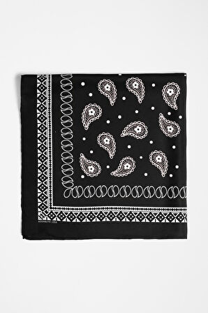 F46 Kadın Siyah Beyaz Şal Desenli 50x50 Bandana HYL DG01359-22