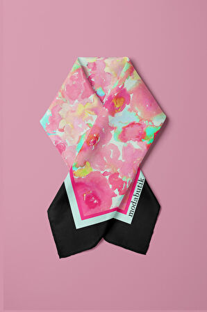 Kadın Pembe Çiçek Desenli 50x50 Bandana HYL DG01587-22