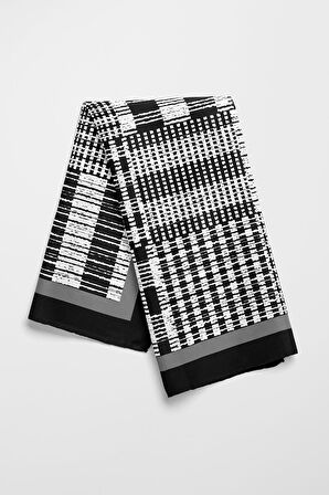 Kadın Siyah Beyaz Kareli Desenli 50x50 Bandana HYL DG0810-22