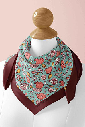 Kadın Açık Mavi Küçük Nar Desenli 50x50 Bandana DG0736