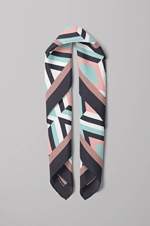 Z13 Kadın Büyük Baklava Desenli 50x50 Bandana DG0722-22