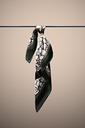 Y84 Kadın Kahverengi Sarmal Desenli 50x50 Bandana DG01023-22