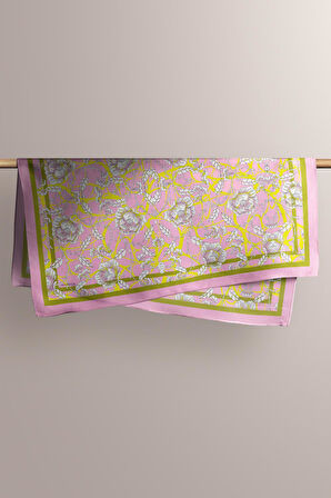 C43 KADIN DESENLİ BANDANA