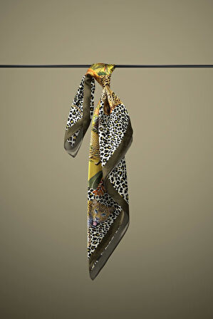 C17 KADIN DESENLİ BANDANA