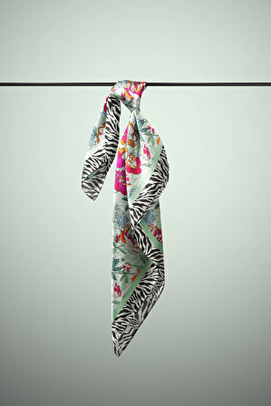 KADIN DESENLİ BANDANA