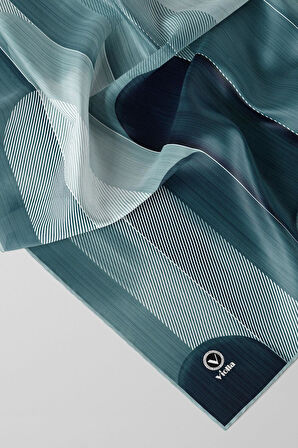 Twill Geometrik Desenli Petrol Yeşili Renkli 90x90 Eşarp (İpek İçermez) Kenar Dikiş Şekli El Dikişli