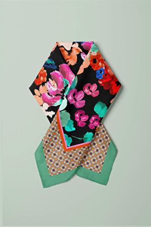 F82 WATERCOLOR FLOWERS BANDANA  DG11991