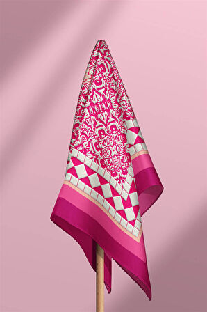 B2 SEAMPLESS BANDANA