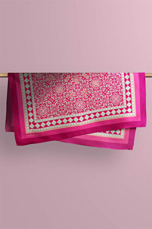 B2 SEAMPLESS BANDANA