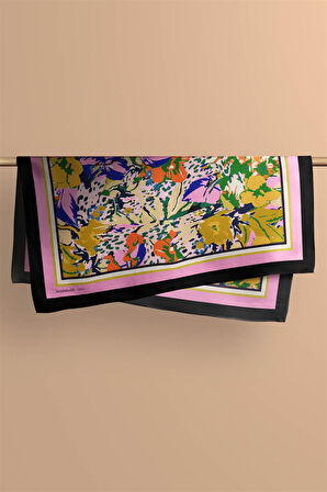 B117 COLORFUL FLOWERS BANDANA