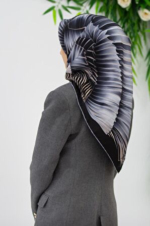 Vissona Siyah-Gümüş Karma Desen Tivil İpek Eşarp DGN52012-0001-0027