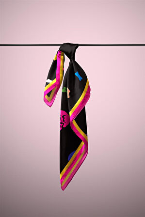 Modabutik Kurukafa Desenli Bandana