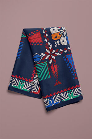 %100 İpek Kanaviçe Desenli Kadın Bandana