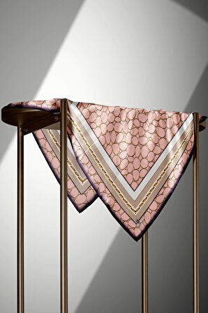 %100 Twill İpek Zincir Desenli Pudra - Bej Renkli 90x90 Eşarp Kenar Dikiş Şekli El Dikişli