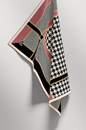 Twill Kazayağı Desenli Pudra Renkli 90x90 Eşarp (İpek İçermez) Kenar Dikiş Şekli El Dikişli