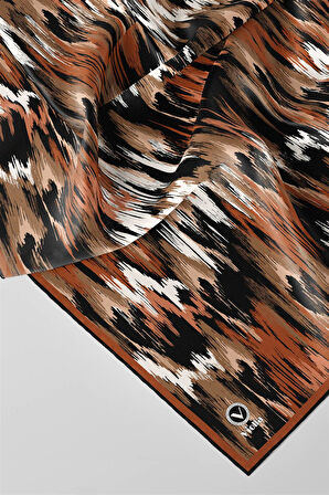 Twill Fırça Desenli Taba Renkli 90x90 Eşarp (İpek İçermez) Kenar Dikiş Şekli El Dikişli