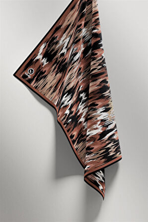 Twill Fırça Desenli Bakır Renkli 90x90 Eşarp (İpek İçermez) Kenar Dikiş Şekli El Dikişli