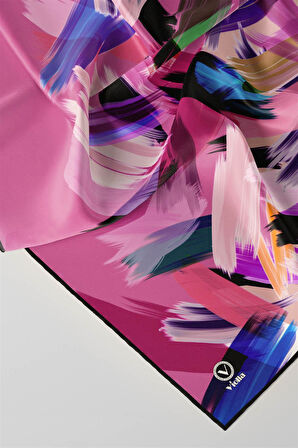 Twill Fırça Desenli Pembe Renkli 90x90 Eşarp (İpek İçermez) Kenar Dikiş Şekli El Dikişli