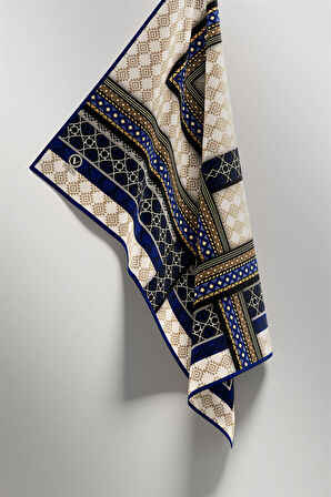 Twill Etnik Desenli Lacivert Renkli 90x90 Eşarp (İpek İçermez) Kenar Dikiş Şekli El Dikişli