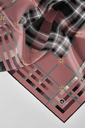 Twill Kemerli ve Ekose Desenli Pudra Renkli 90x90 Eşarp (İpek İçermez)Kenar Dikiş Şekli El Dikişli