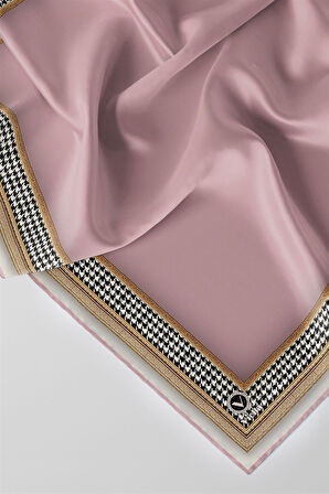 Twill Kazayak Bordür Desenli Pudra Renkli 90x90 Eşarp (İpek İçermez) Kenar Dikiş Şekli El Dikişli
